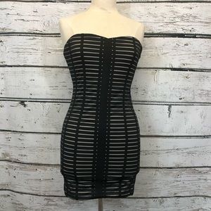 Forever 21 Strapless Mini Dress Fitted size medium